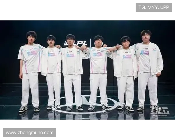 赛后复盘：RNG与FPX的团队协作与战术分析